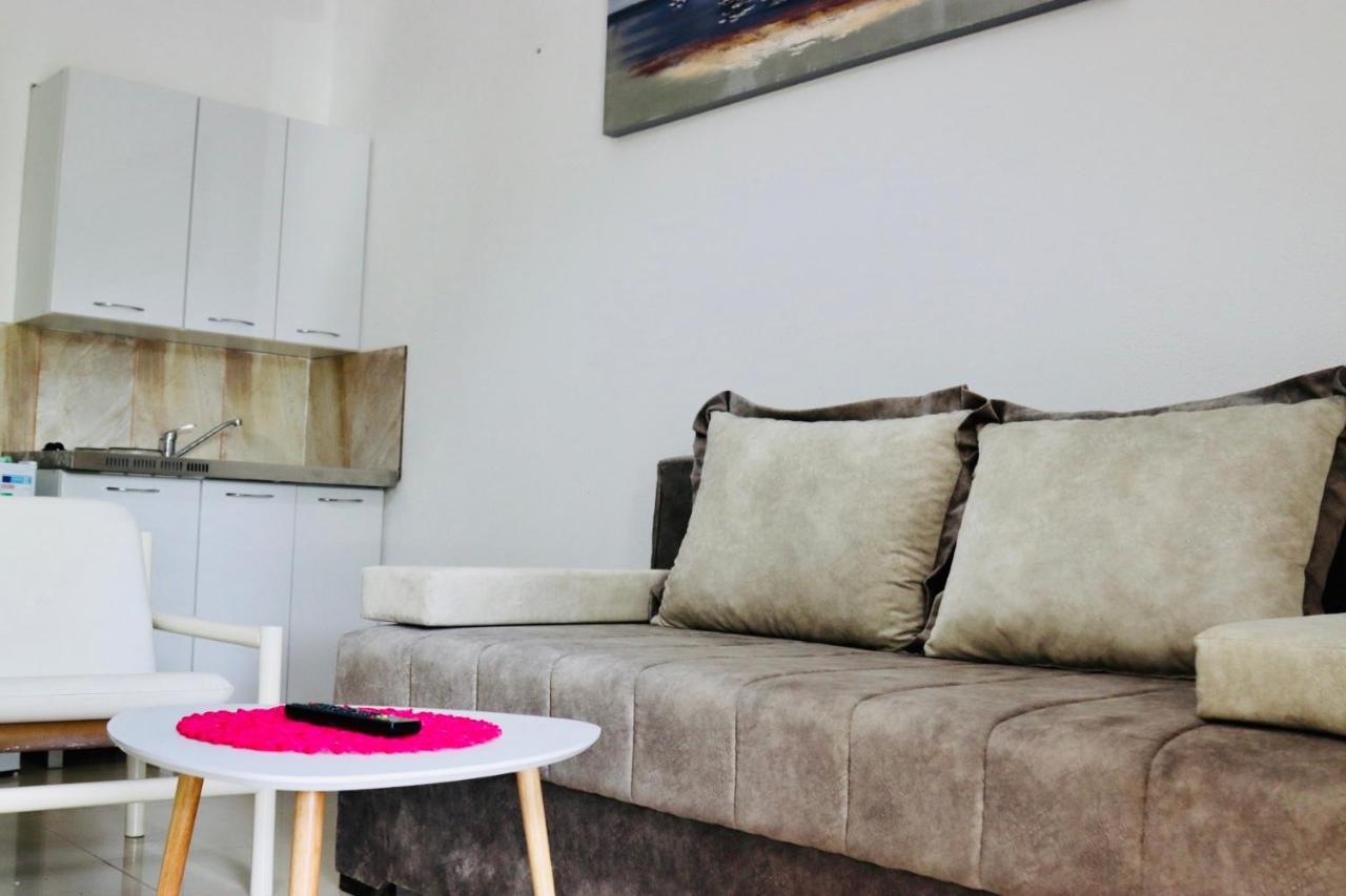 אולסינץ' Montebello Inn Apartments מראה חיצוני תמונה