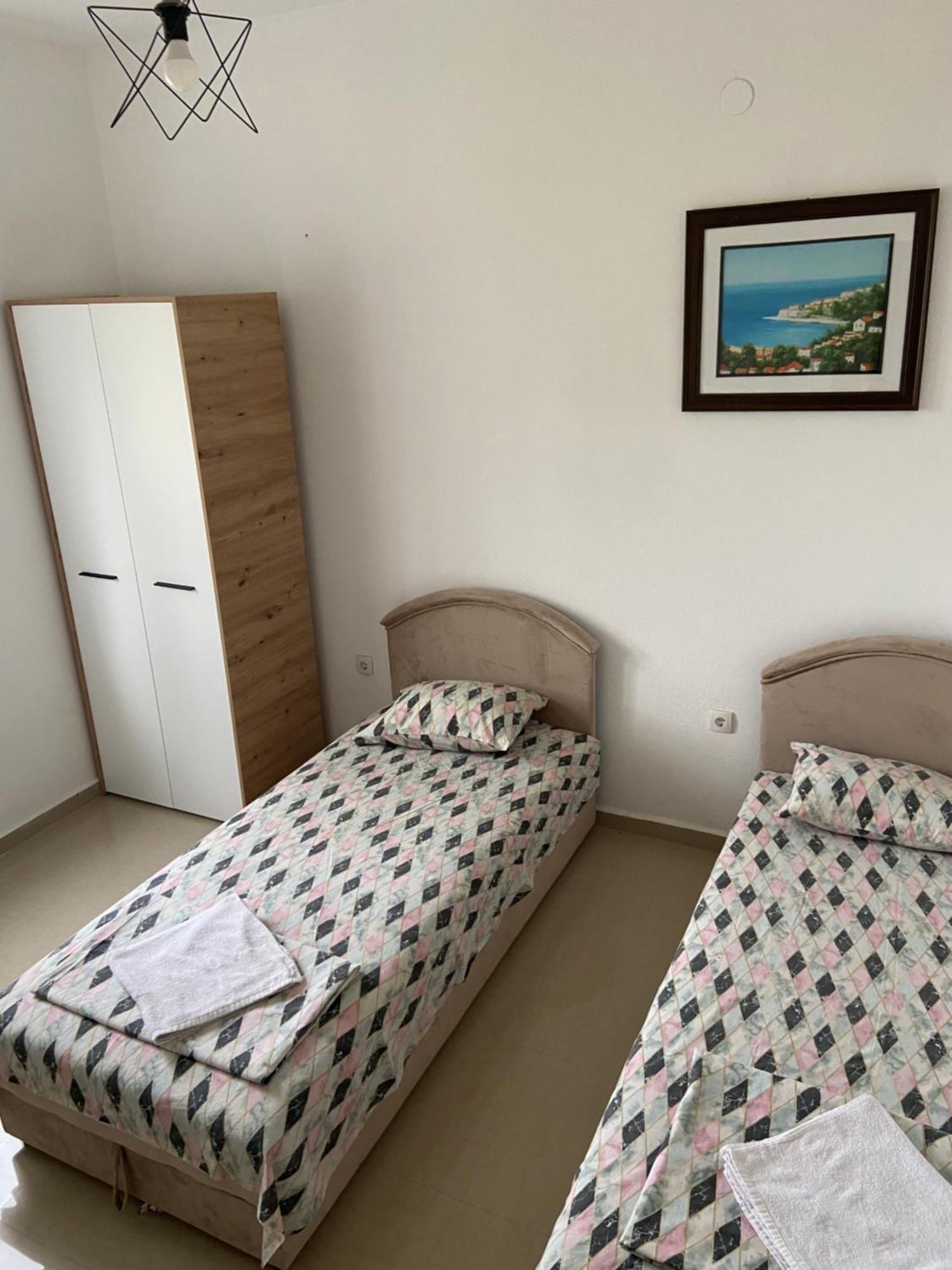 אולסינץ' Montebello Inn Apartments מראה חיצוני תמונה